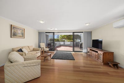 /international/au/103-5-clarence-street-port-macquarie-nsw-148374404/