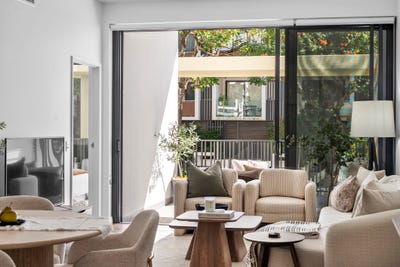 /international/au/104-10-kurilpa-street-west-end-qld-151397656/