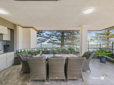 /international/au/101-2-prince-edward-parade-redcliffe-qld-152616872/