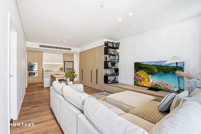 /international/au/2005-245-merrylands-road-merrylands-nsw-150860168/
