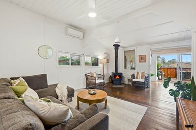 /international/au/12-comlaroi-street-urunga-nsw-151466124/