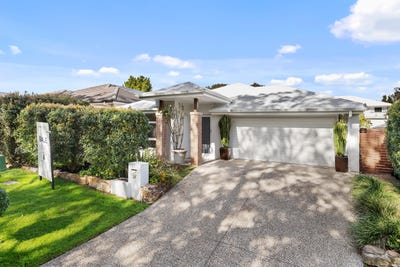 /international/au/27-burbank-road-birkdale-qld-151511436/