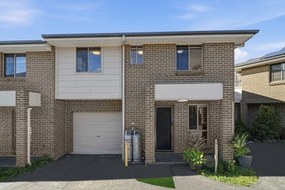 /international/au/3-73-74-hobart-street-st-marys-nsw-151876368/