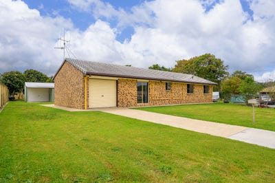 /international/au/21-aquitania-court-cooloola-cove-qld-152657052/