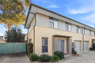 /international/au/4-82-irwin-street-werrington-nsw-151381300/