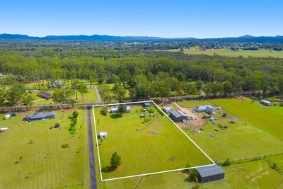 /international/au/72-blairs-lane-south-kempsey-nsw-151058088/
