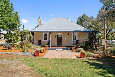 /international/au/48-morning-street-gundaroo-nsw-150567060/