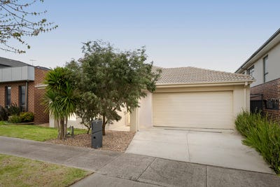 /international/au/5-nature-drive-greenvale-vic-152650192/