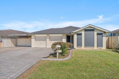 /international/au/8-whitewood-street-worrigee-nsw-150698288/