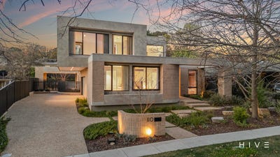 /international/au/110-carnegie-crescent-griffith-act-152498400/
