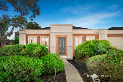 /international/au/12-dove-terrace-south-morang-vic-148362884/