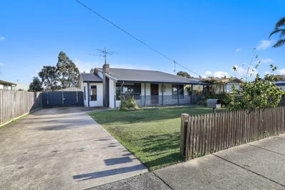 /international/au/240-old-sale-road-newborough-vic-151493160/