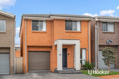 /international/au/42-ludhiana-glade-schofields-nsw-151056392/