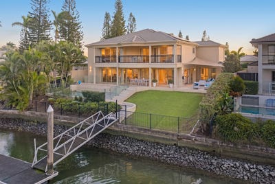 /international/au/2639-yanderra-close-hope-island-qld-151240576/