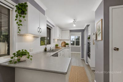 /international/au/13-gwenneth-close-kanwal-nsw-151327052/
