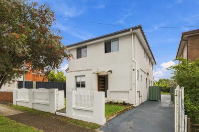 /international/au/15-hillcrest-street-wiley-park-nsw-152461360/