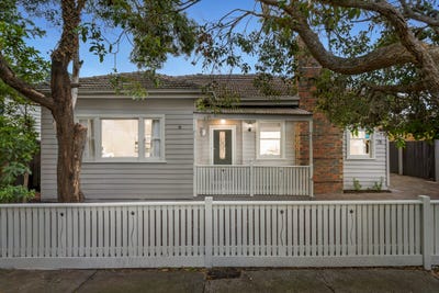 /international/au/18-howard-street-maidstone-vic-151316676/