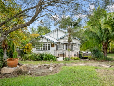 /international/au/243-robinson-road-mount-mee-qld-151528880/