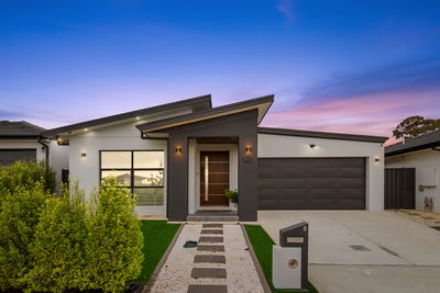/international/au/8-barramundi-street-throsby-act-151329660/