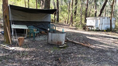 /international/au/298-mcintosh-s-road-boolarra-vic-700420788/