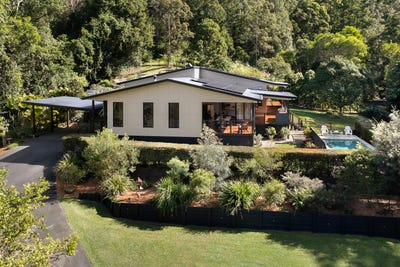 /international/au/25-clancy-court-diamond-valley-qld-151328252/