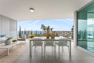 /international/au/53-17-marine-parade-redcliffe-qld-152644776/