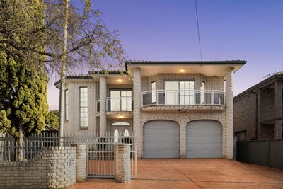 /international/au/17-fore-street-canterbury-nsw-148736428/?lang=id