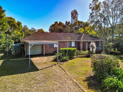 /international/au/8-rashford-st-esk-qld-148713756/