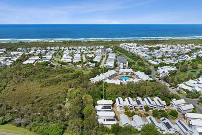 /international/au/17-1-merchants-parade-marcoola-qld-150617184/