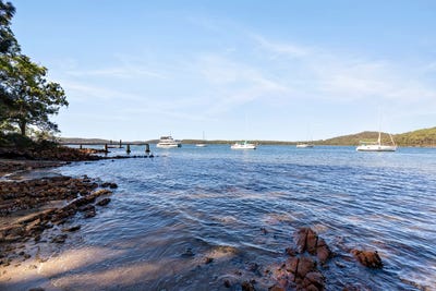 /international/au/136-cove-boulevard-north-arm-cove-nsw-203451599/