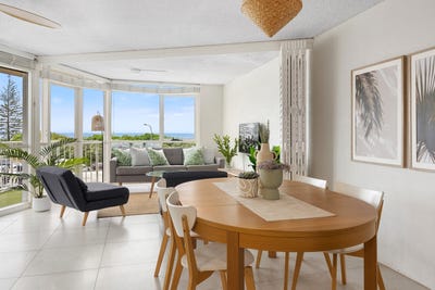 /international/au/20-2-mary-street-alexandra-headland-qld-151340296/