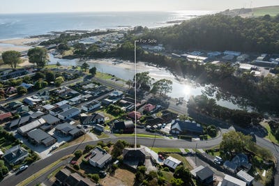 /international/au/1a-wragg-street-somerset-tas-150677496/