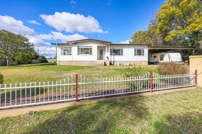 /international/au/1-manning-street-muswellbrook-nsw-148525928/