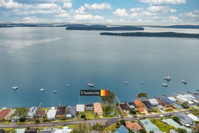 /international/au/21-sunshine-parade-sunshine-nsw-148400552/