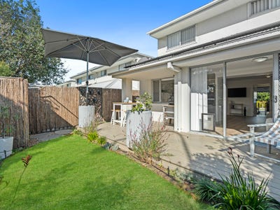 /international/au/13-110-lexey-crescent-wakerley-qld-148543748/