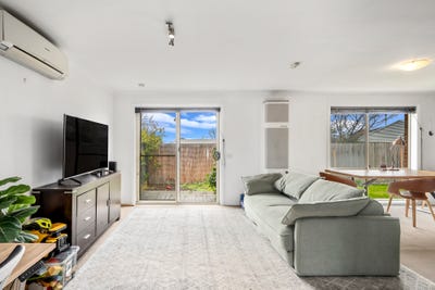 /international/au/29-glenfine-avenue-hamlyn-heights-vic-152153644/