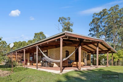 /international/au/125-nippards-track-woorarra-west-vic-151216936/