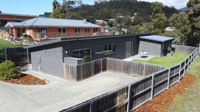 /international/au/16-nursery-court-lenah-valley-tas-151229116/