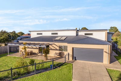 /international/au/4-harrow-close-belmont-vic-148353864/