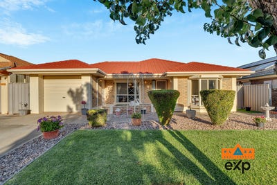 /international/au/33-howell-road-parafield-gardens-sa-150954712/