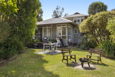 /international/au/1b-lakeside-crescent-north-manly-nsw-148657528/?lang=id