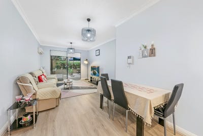 /international/au/48-6-18-redbank-road-northmead-nsw-148402808/