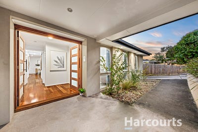 /international/au/10-biscay-court-boronia-vic-151258656/