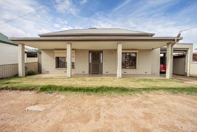 /international/au/25-three-chain-road-port-pirie-sa-151374892/