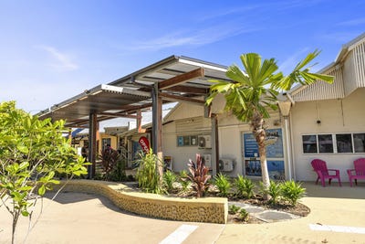 /international/au/unit-15-41-43-porter-promenade-mission-beach-qld-505103896/