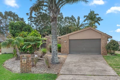 /international/au/25-susella-crescent-tuncurry-nsw-152261760/