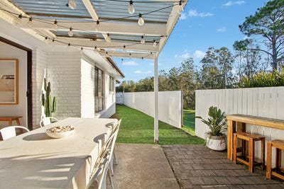 /international/au/2-13-mistletoe-circuit-kingscliff-nsw-148308696/