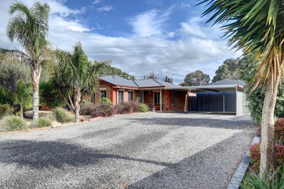 /international/au/39-tooma-drive-riverglades-sa-150871968/