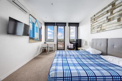 /international/au/612-435-nepean-highway-frankston-vic-150858000/