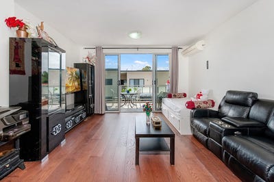 /international/au/27-5-15-belair-close-hornsby-nsw-152574596/